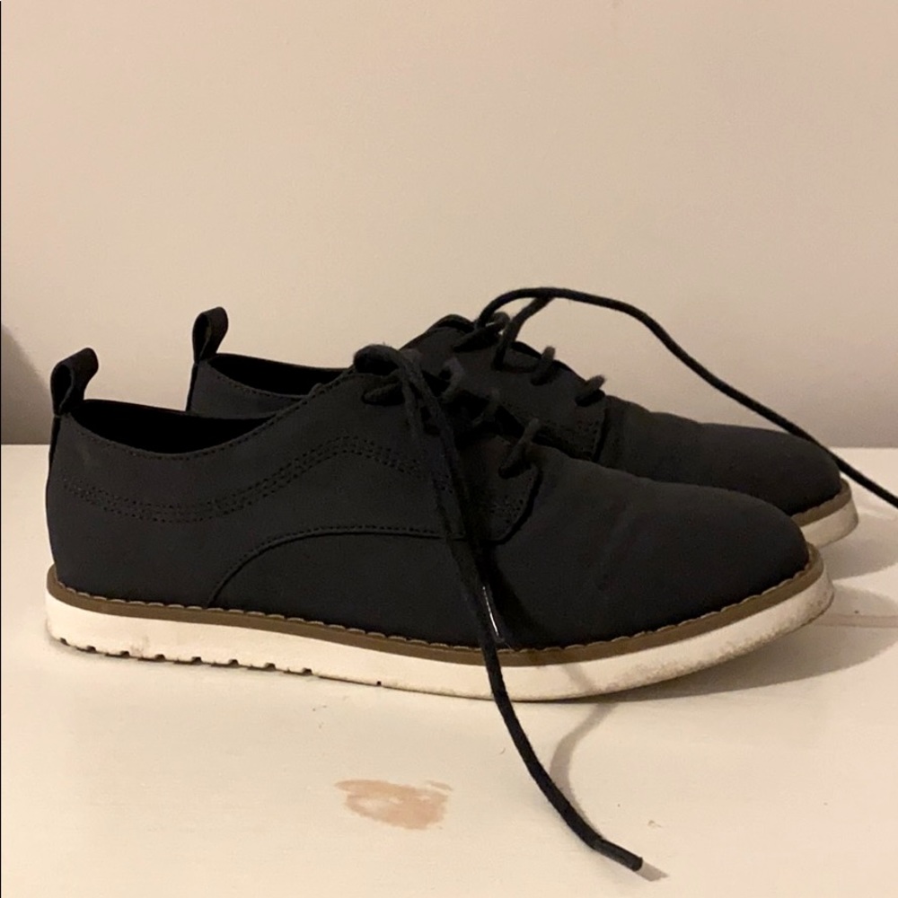 Zara boys dress shoes